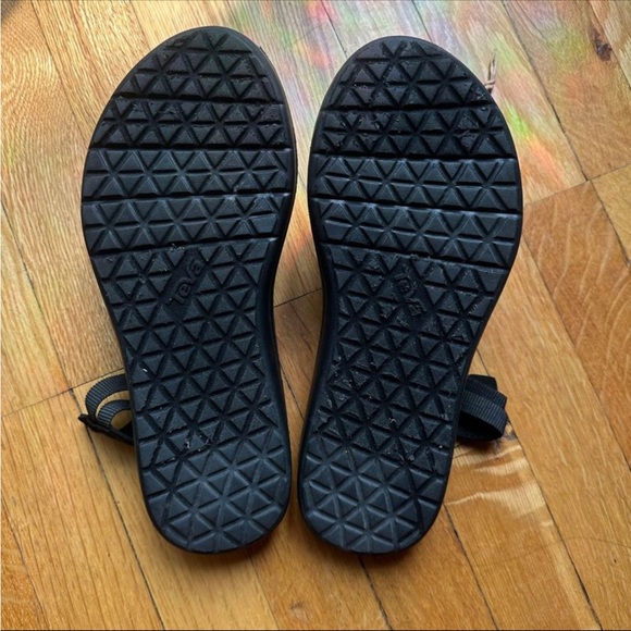 *SOLD* Teva - VOYA strappy sandals - Picture 3 of 6